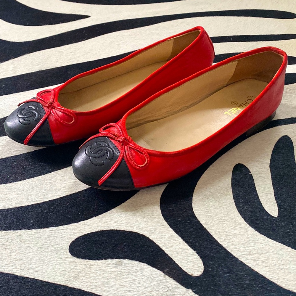 Chanel ballerina flats. Size 6 (but can easily and comfortably fit a 6.5)